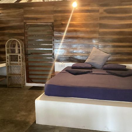 Upali Beach Surf Resort & Cafe Vịnh Arugam Ngoại thất bức ảnh