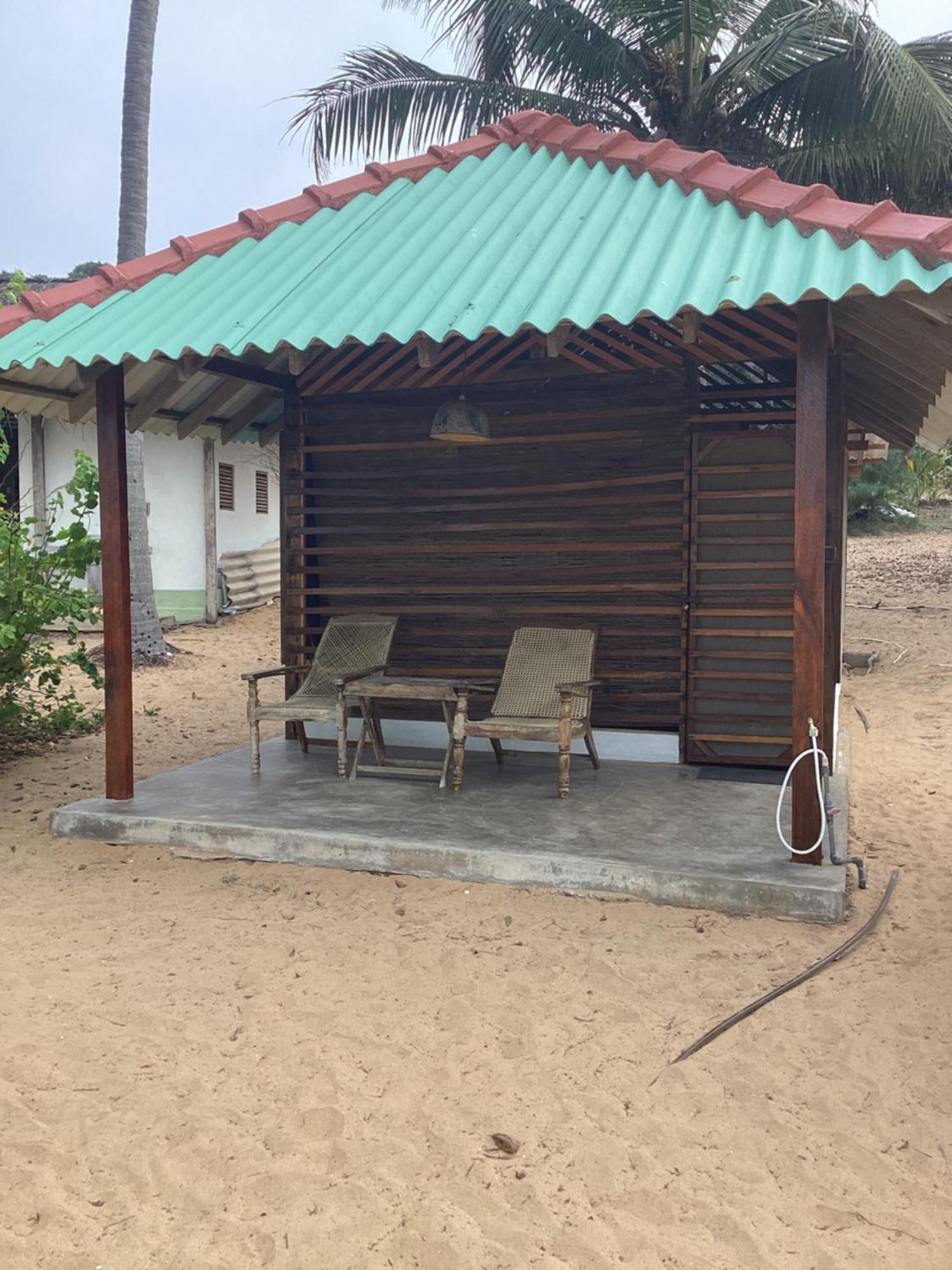 Upali Beach Surf Resort & Cafe Vịnh Arugam Ngoại thất bức ảnh