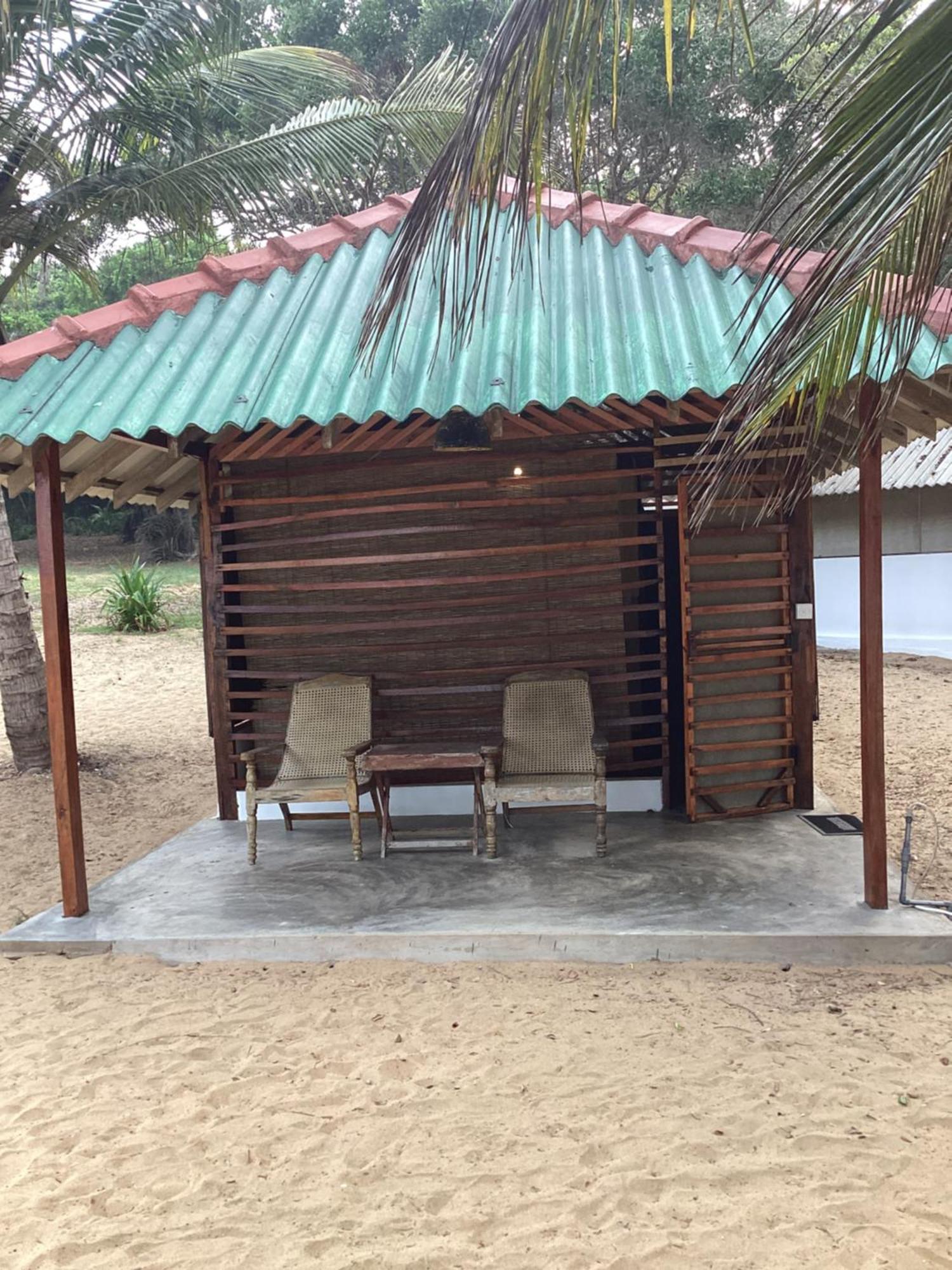 Upali Beach Surf Resort & Cafe Vịnh Arugam Ngoại thất bức ảnh